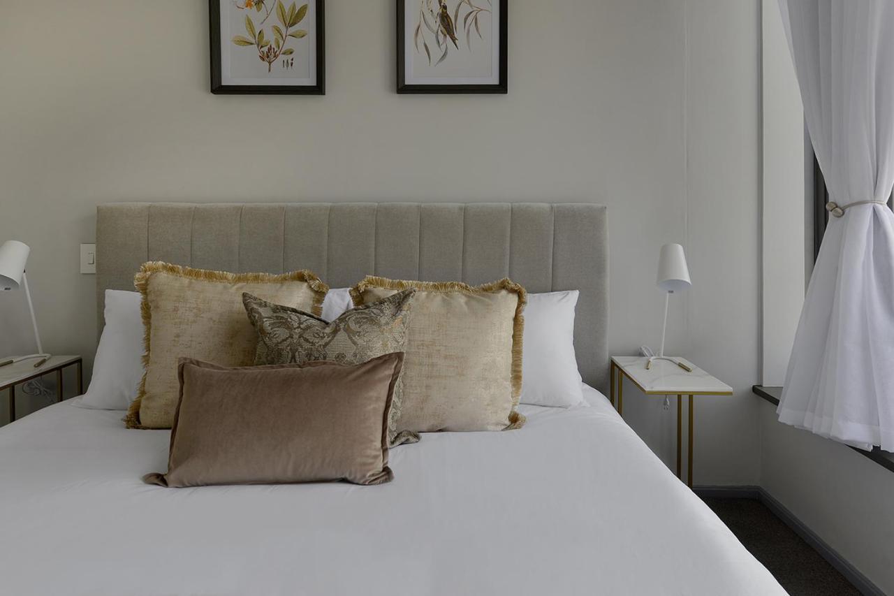 Portia Luxury Penthouse, Views!
